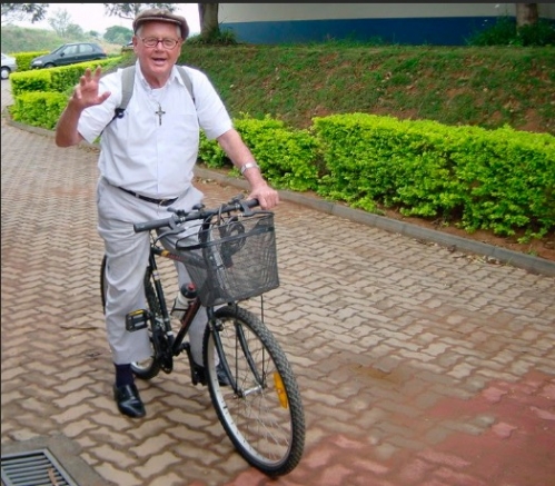 Tributo ao Padre Haroldo - Um ano de saudade